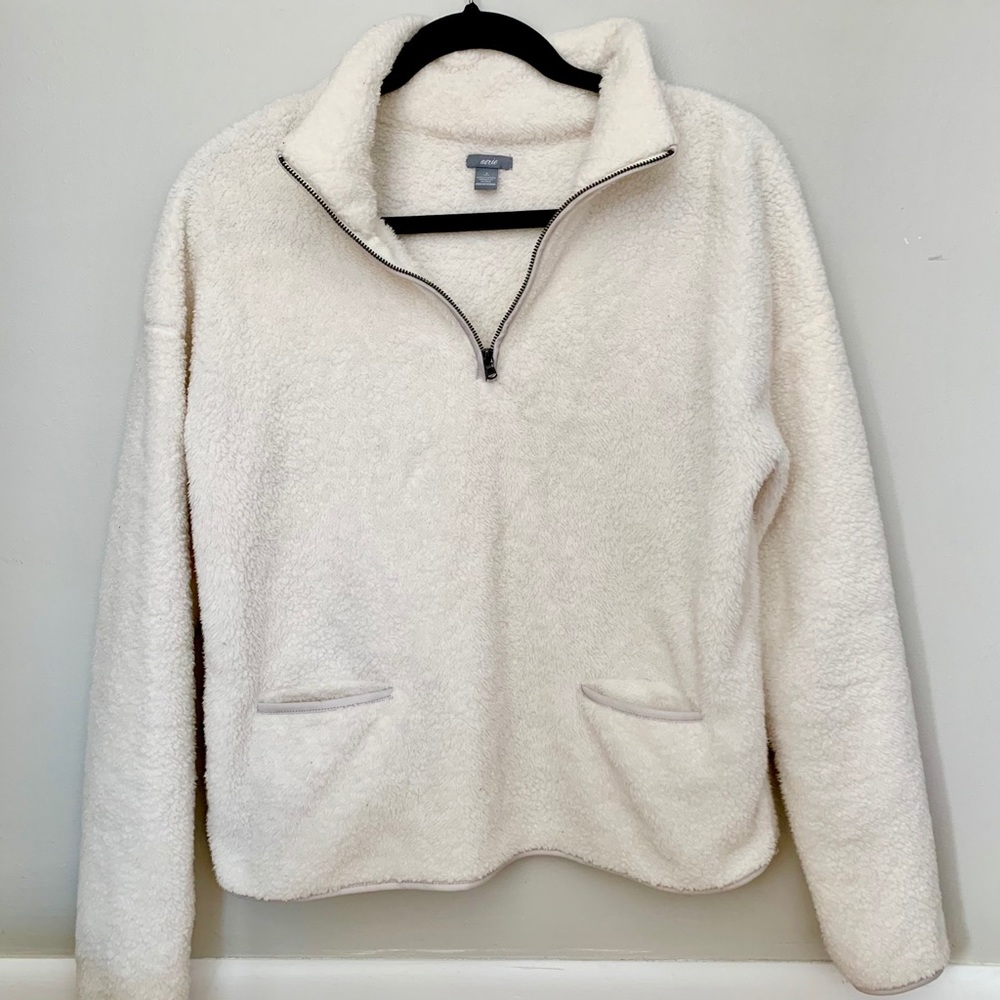 AERIE - Fluffy Fleece Quarter Zip